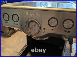 Breville BES830XL Programmable Espresso Machine Coffee Maker -working