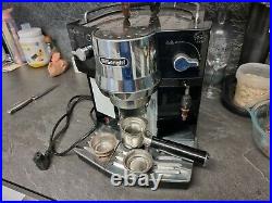 De'Longhi ECAM EC 820. B Pump Espresso Automatic Coffee Cappuccino Maker Machine