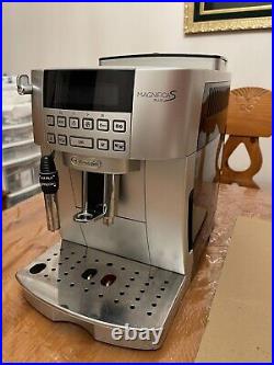De'Longhi Magnifica S Plus ECAM22.320. S Automatic Bean to Cup Coffee Machine