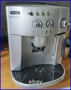 DeLonghi Magnifica ESAM 4200 Bean to Cup Coffee Maker