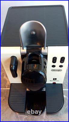 DeLonghi Nespresso Lattissima EN660 Pod Coffee Machine Espresso Cappucino Maker