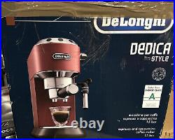 Delonghi Dedica Traditional Style Pump Espresso Coffee Maker Barista EC685