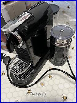 Magimix Nespresso Citiz Coffee Machine with Aeroccino M196 Black